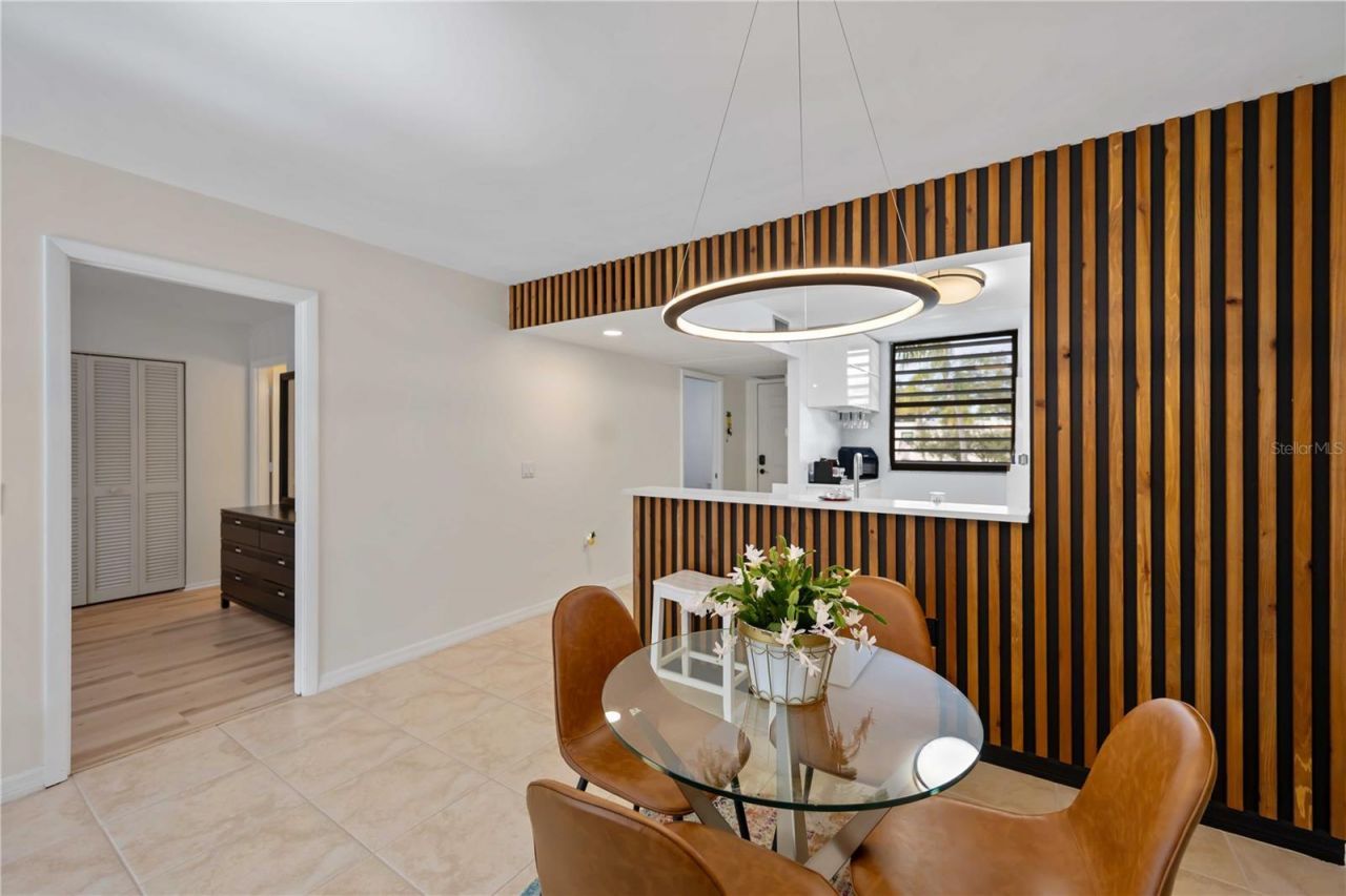 320 Timber Lake Drive, Unit 320, Bradenton, FL 34210 Photo