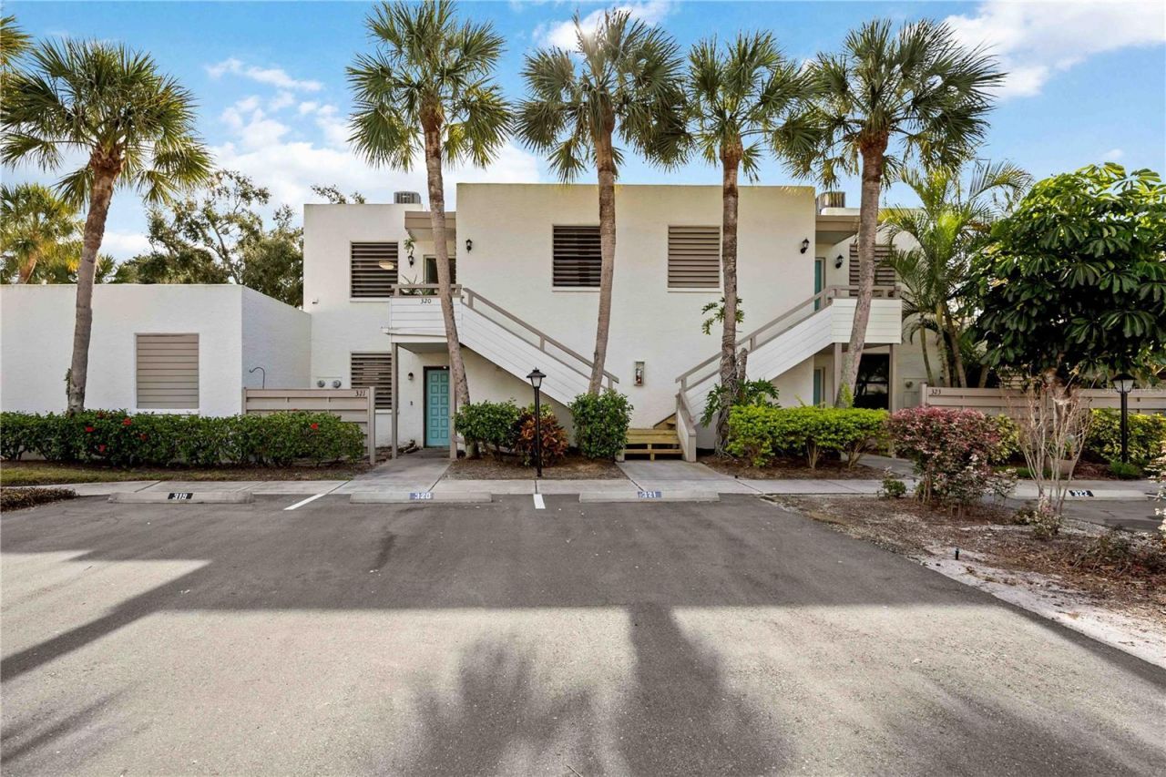 320 Timber Lake Drive, Unit 320, Bradenton, FL 34210 Photo
