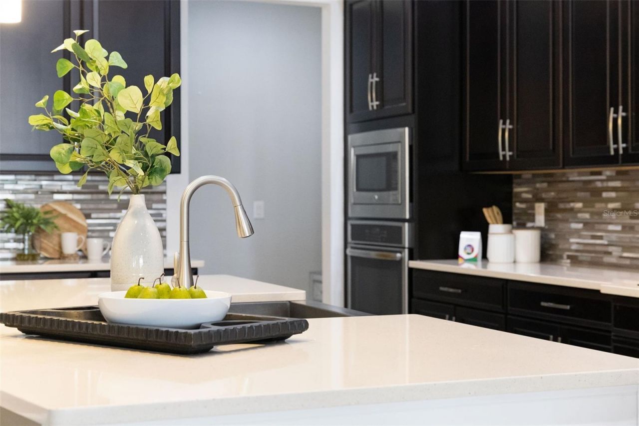 16038 Johns Lake Overlook Drive, Winter Garden, FL 34787 Photo