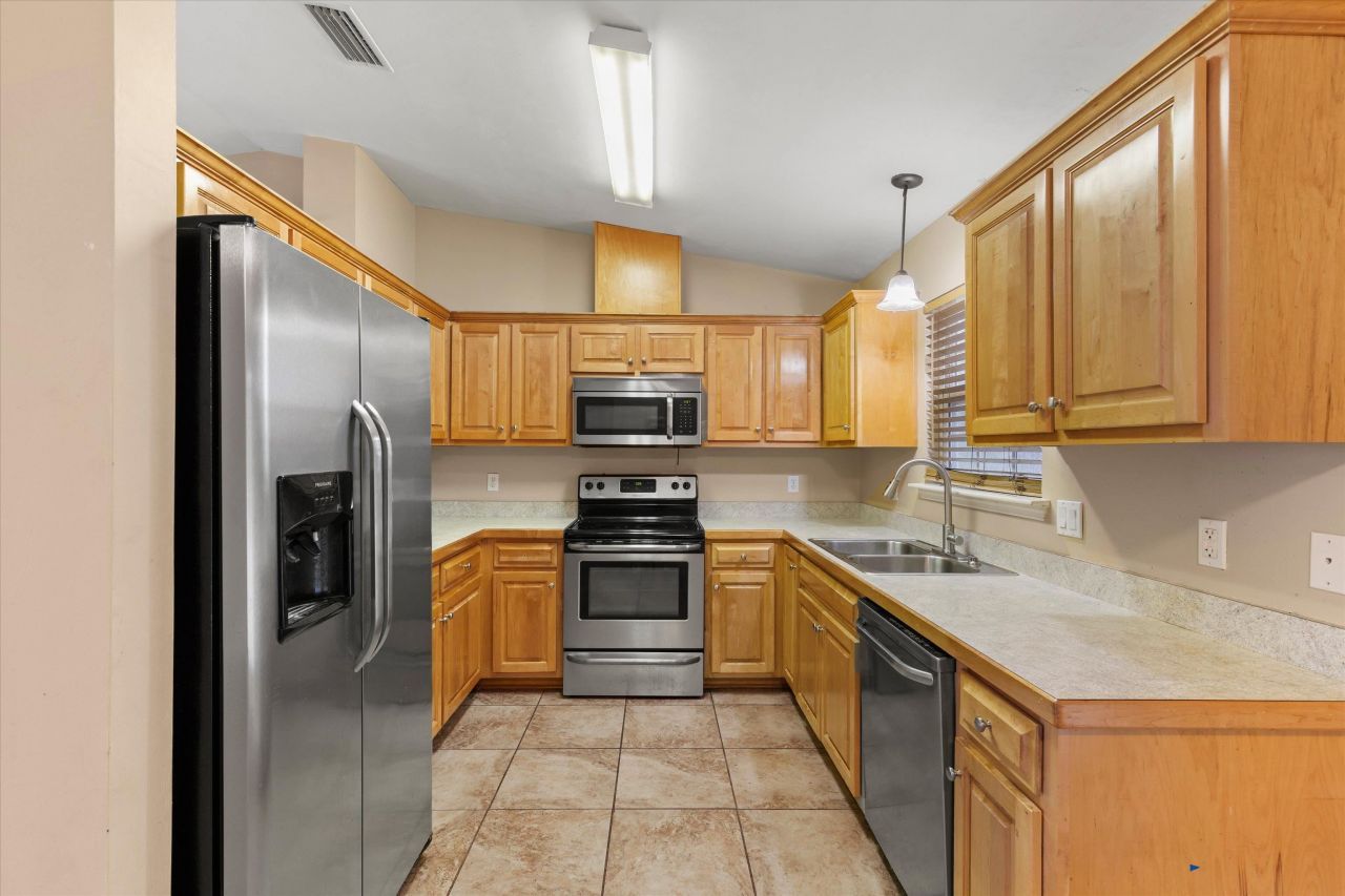 31 Stevens Drive, Midway, FL 32343 Photo