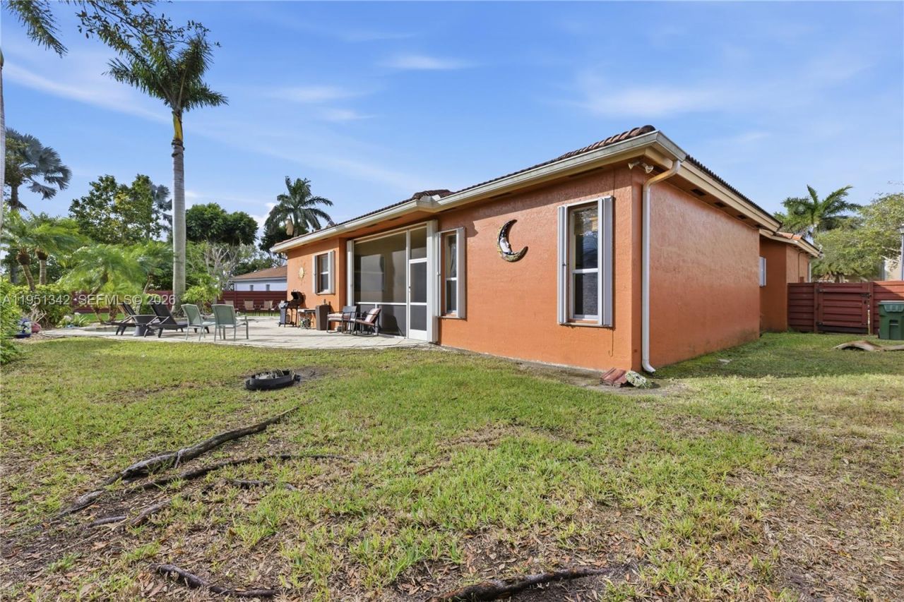 2243 SE 14th Cir , Homestead, FL 33035 Photo
