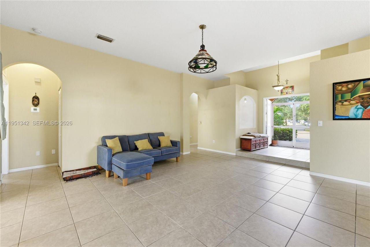 2243 SE 14th Cir , Homestead, FL 33035 Photo
