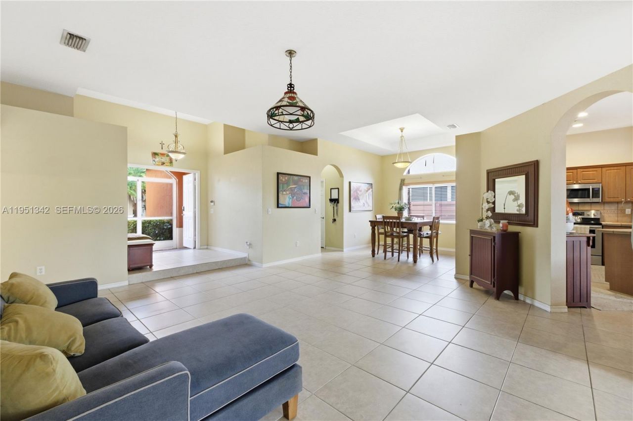 2243 SE 14th Cir , Homestead, FL 33035 Photo