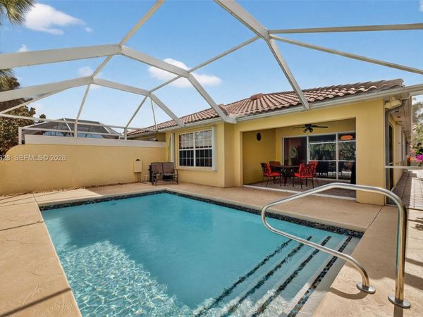 10653 SW Hartwick Dr, Port St. Lucie, FL 34987