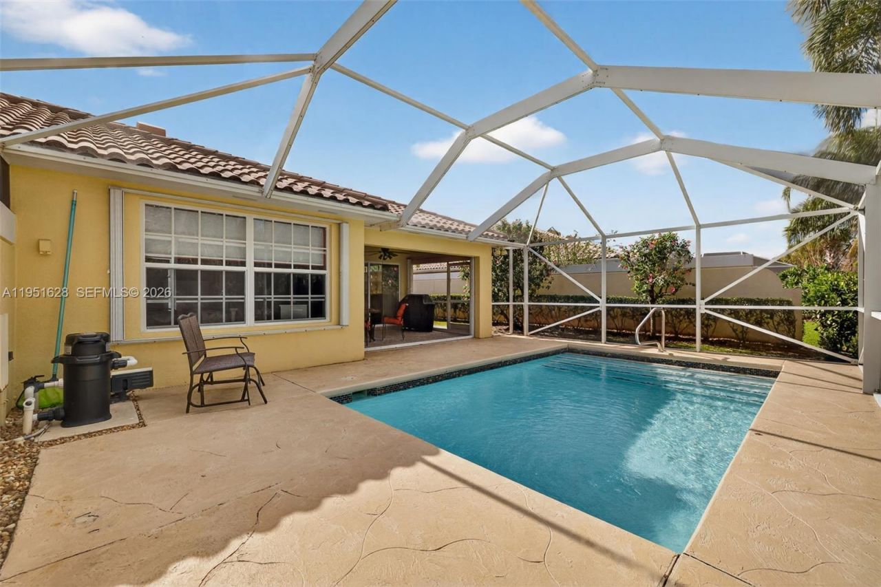 10653 SW Hartwick Dr, Port Saint Lucie, FL 34987 Photo