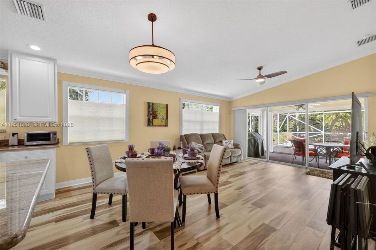 10653 SW Hartwick Dr, Port Saint Lucie, FL 34987 Photo