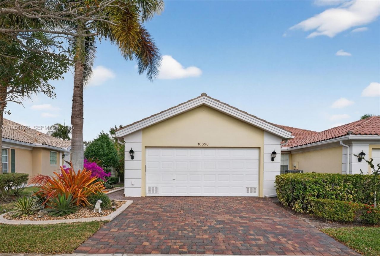 10653 SW Hartwick Dr, Port Saint Lucie, FL 34987 Photo