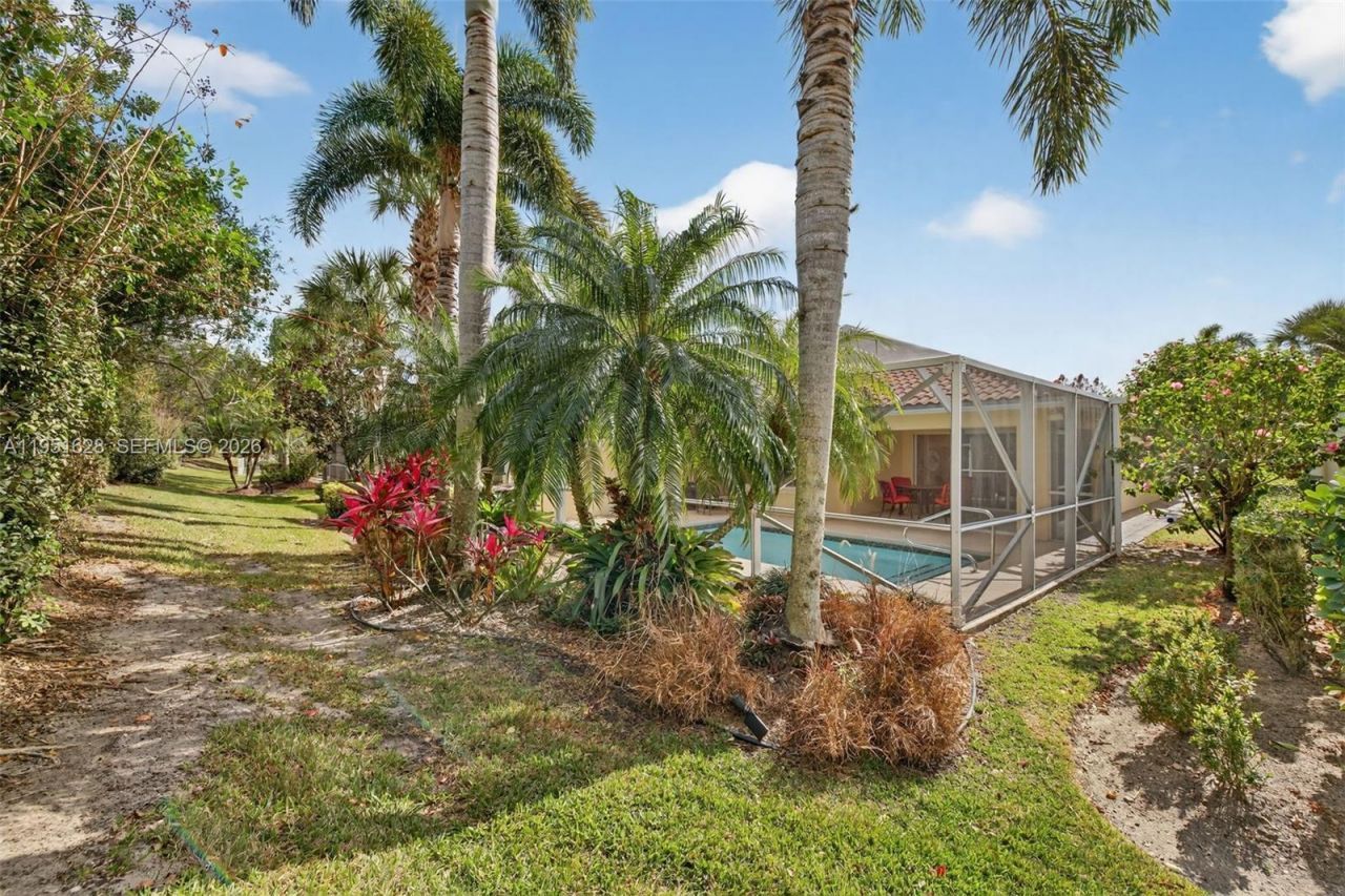 10653 SW Hartwick Dr, Port Saint Lucie, FL 34987 Photo