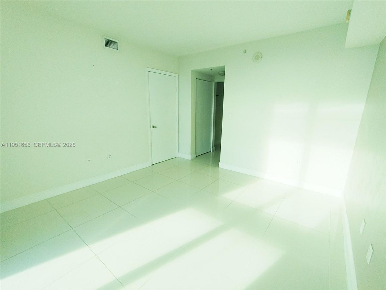 1871 NW S River Dr , Unit 1101, Miami, FL 33125 Photo