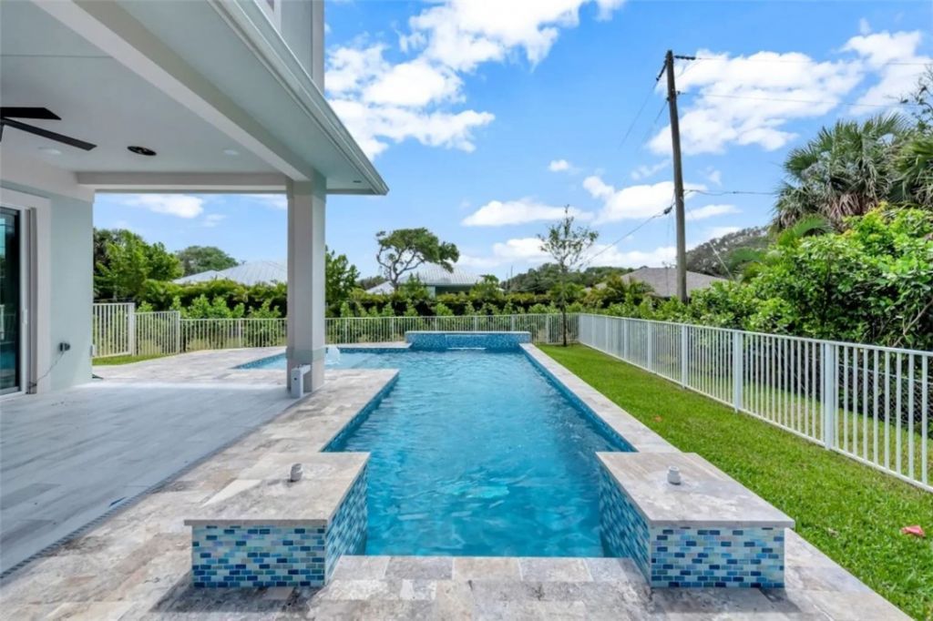 9665 Highway A1a, Vero Beach, FL 32963 Photo