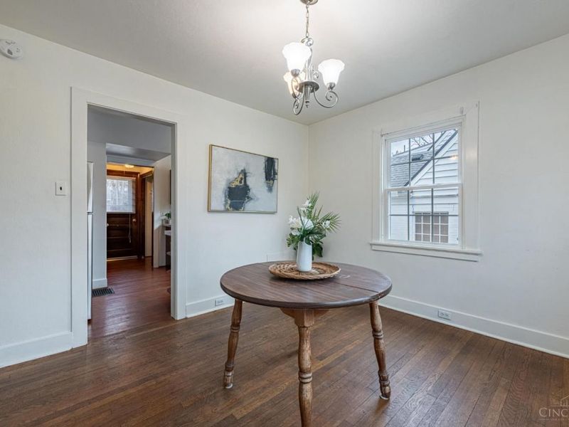 560 Irving Avenue, Oakwood, OH 45409 Photo 9