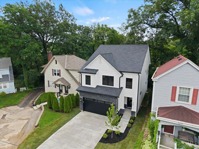 3259 Berwyn Place, Cincinnati, OH 45209 Photo 2