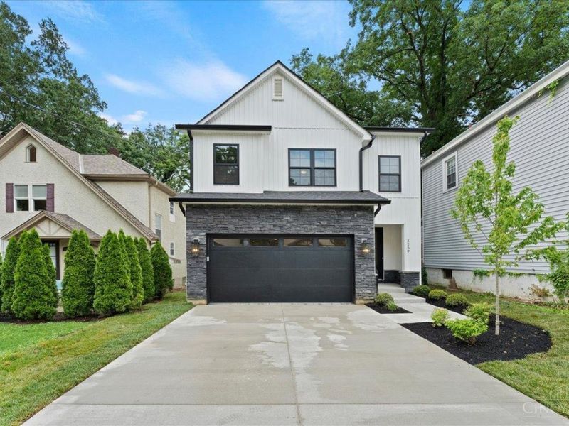 3259 Berwyn Place, Cincinnati, OH 45209 Photo 4