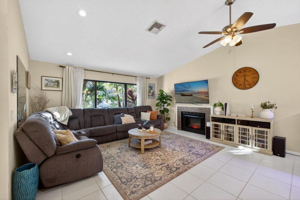 154 Rosewood Circle, Jupiter, FL 33458 Photo