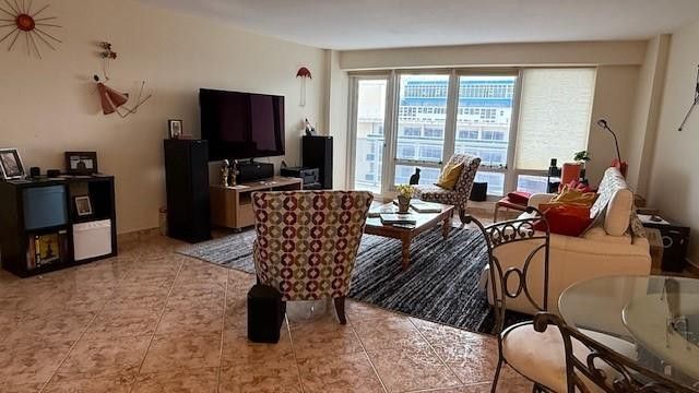 4100 Galt Ocean Drive, Unit 904, Fort Lauderdale, FL 33308 Photo