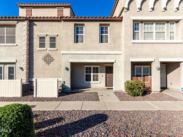 2257 E HUNTINGTON Drive, Phoenix, AZ 85040