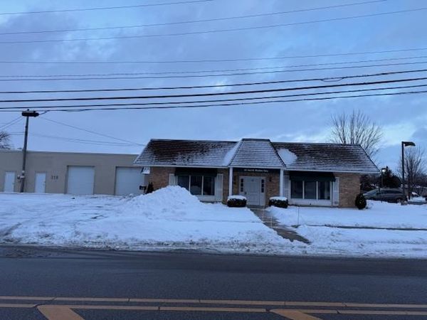 35 N Walker Way, Sun Prairie, WI 53590