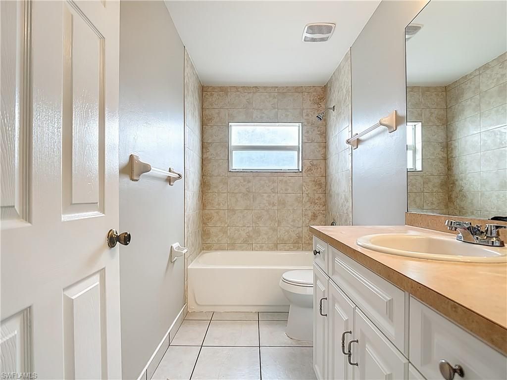 4034 29th St Sw, Lehigh Acres, FL 33976 Photo
