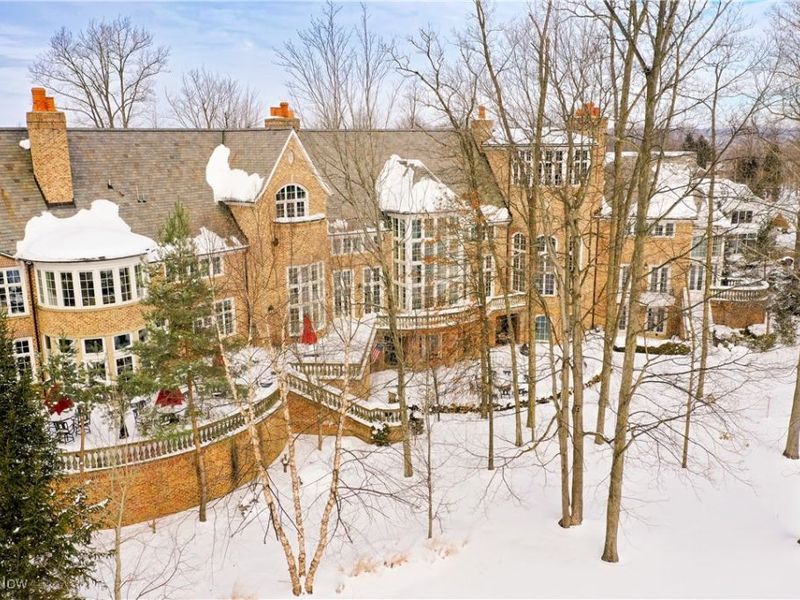 545 Bristol Drive, Aurora, OH 44202 Photo 10