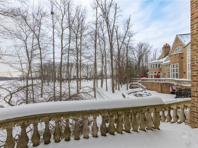 545 Bristol Drive, Aurora, OH 44202 Photo 13