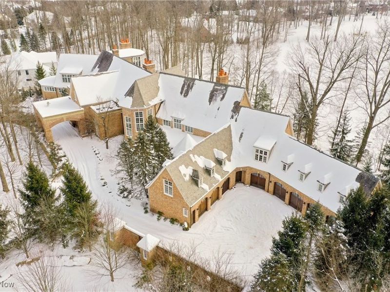 545 Bristol Drive, Aurora, OH 44202 Photo 5