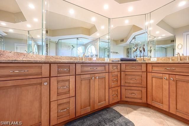 601 Beachwalk Cir, Unit L-104, Naples, FL 34108 Photo