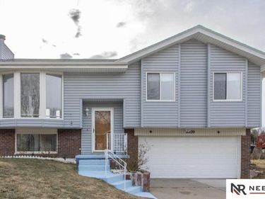 8209 Tucker Street, Omaha, NE 68122