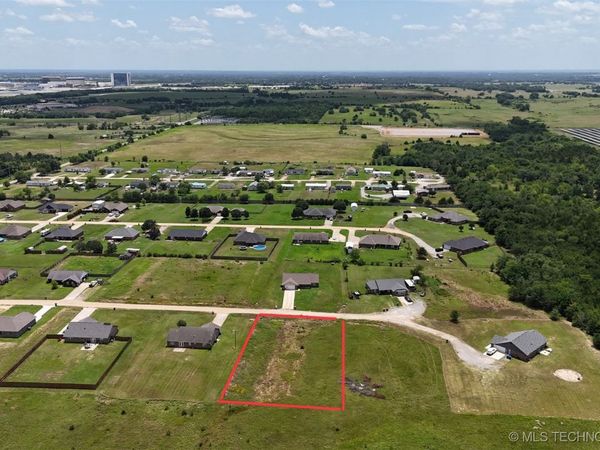 180 Michael Avenue , Calera, OK 74730