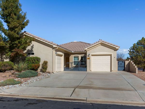 1047 Prairie Zinnia Drive, Bernalillo, NM 87004
