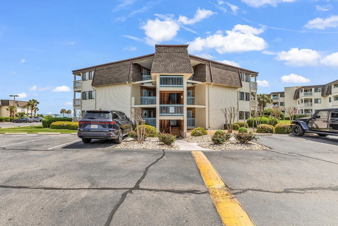 5601 N N Ocean Blvd. Photo 1