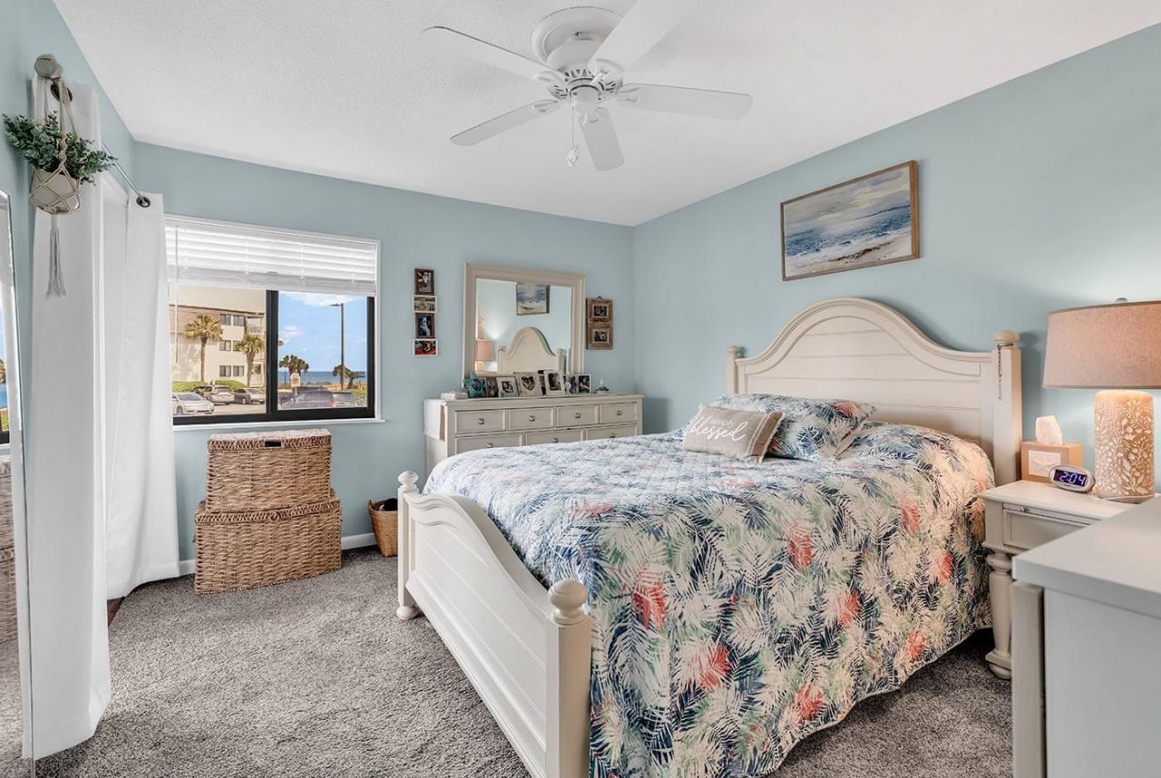 5601 N N Ocean Blvd. Photo 11