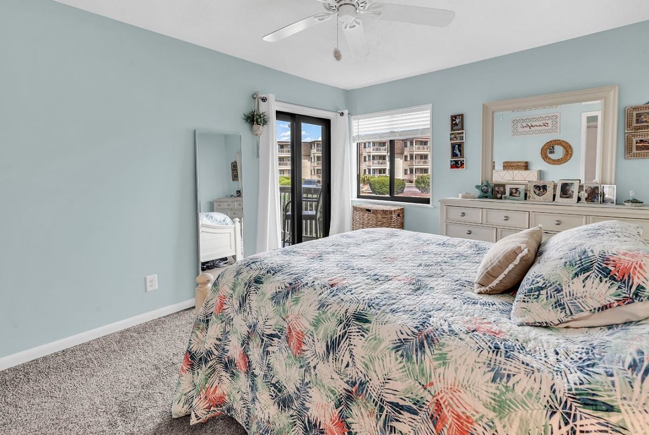 5601 N N Ocean Blvd. Photo 12