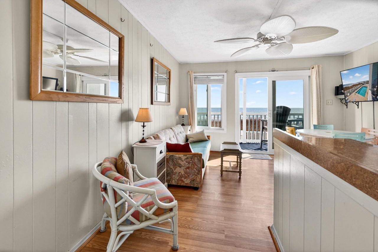 116 S Waccamaw Ln.  Photo 4