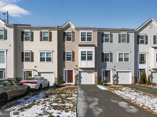 8 IRON GATE ROAD, SICKLERVILLE, NJ 08081