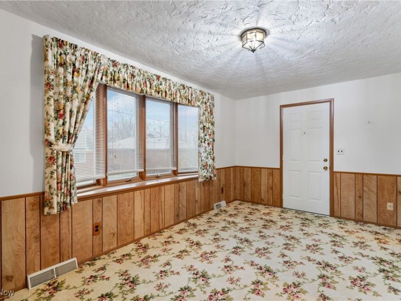 4464 W 224th Street, Fairview Park, OH 44126 Photo 13