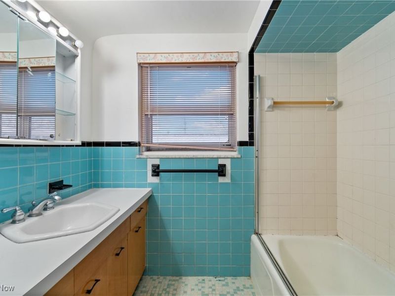 4464 W 224th Street, Fairview Park, OH 44126 Photo 21