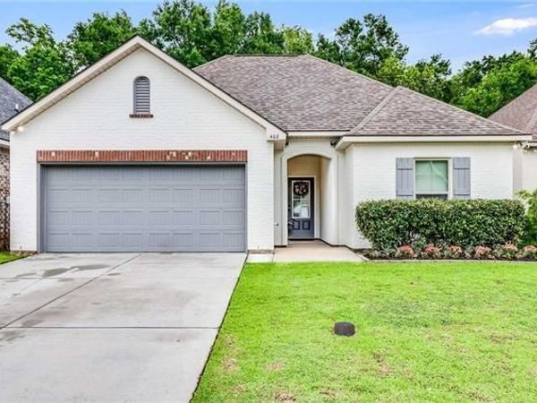408 SPARROWHAWK Street, Broussard, LA 70518