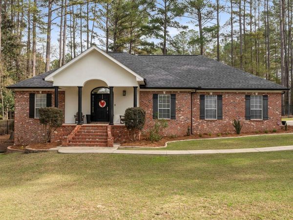 10 Denstone, Hattiesburg, MS 39402
