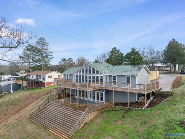 435 Carter Drive, Tuscumbia, AL 35674