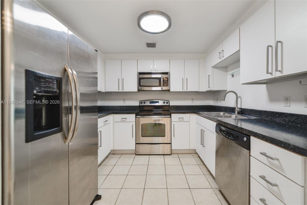 1250 S Miami Ave , Unit 1906, Miami, FL 33130 Photo