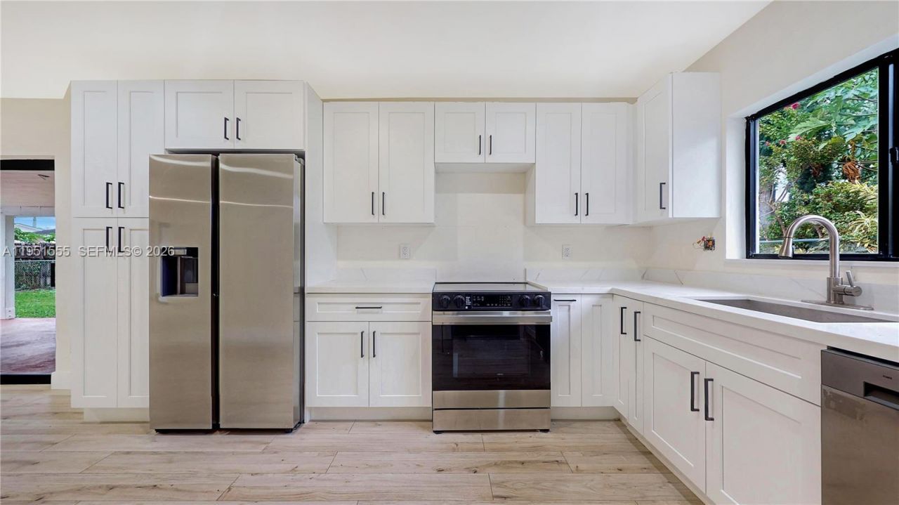 10944 SW 159th Ter, Miami, FL 33157 Photo