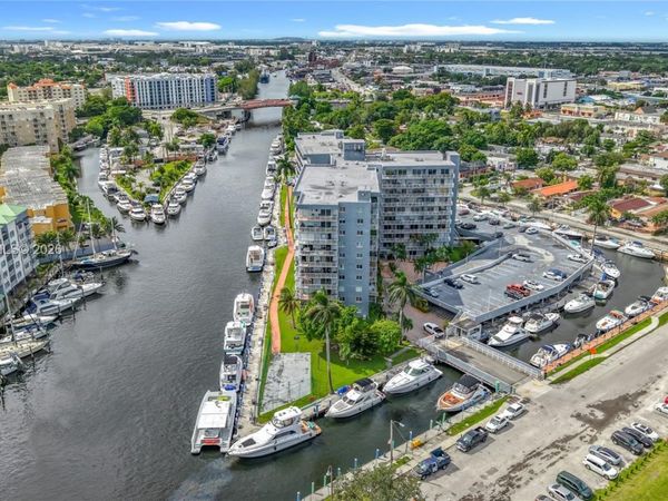 1800 NW 24th Ave, Unit 1020, Miami, FL 33125