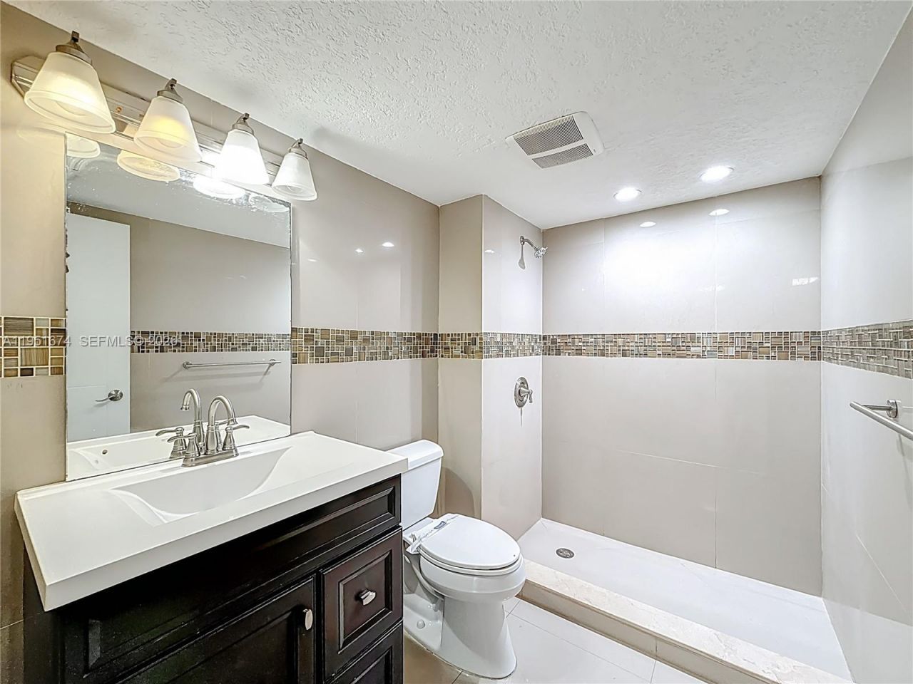 1800 NW 24th Ave, Unit 1020, Miami, FL 33125 Photo