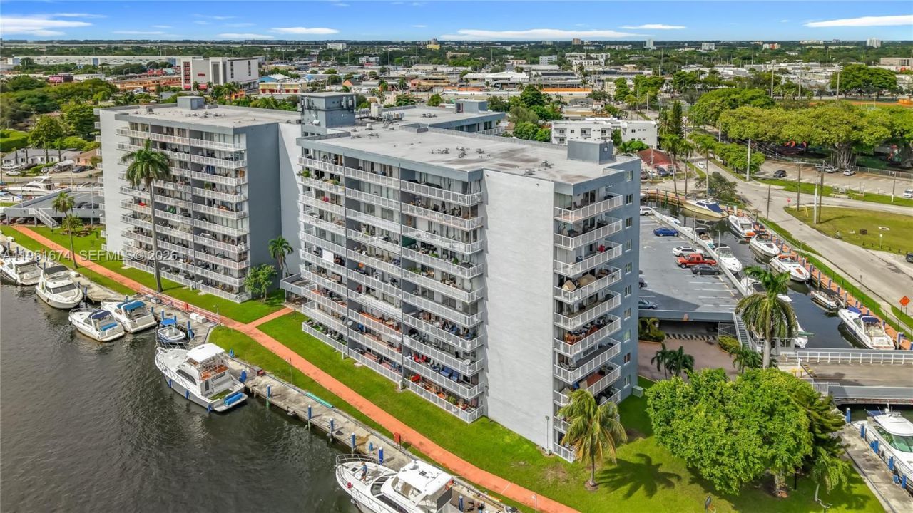 1800 NW 24th Ave, Unit 1020, Miami, FL 33125 Photo