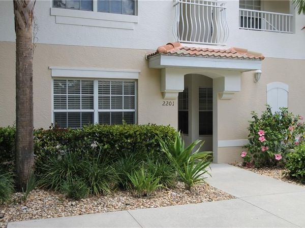 3035 Horizon LN, Unit 2201, NAPLES, FL 34109