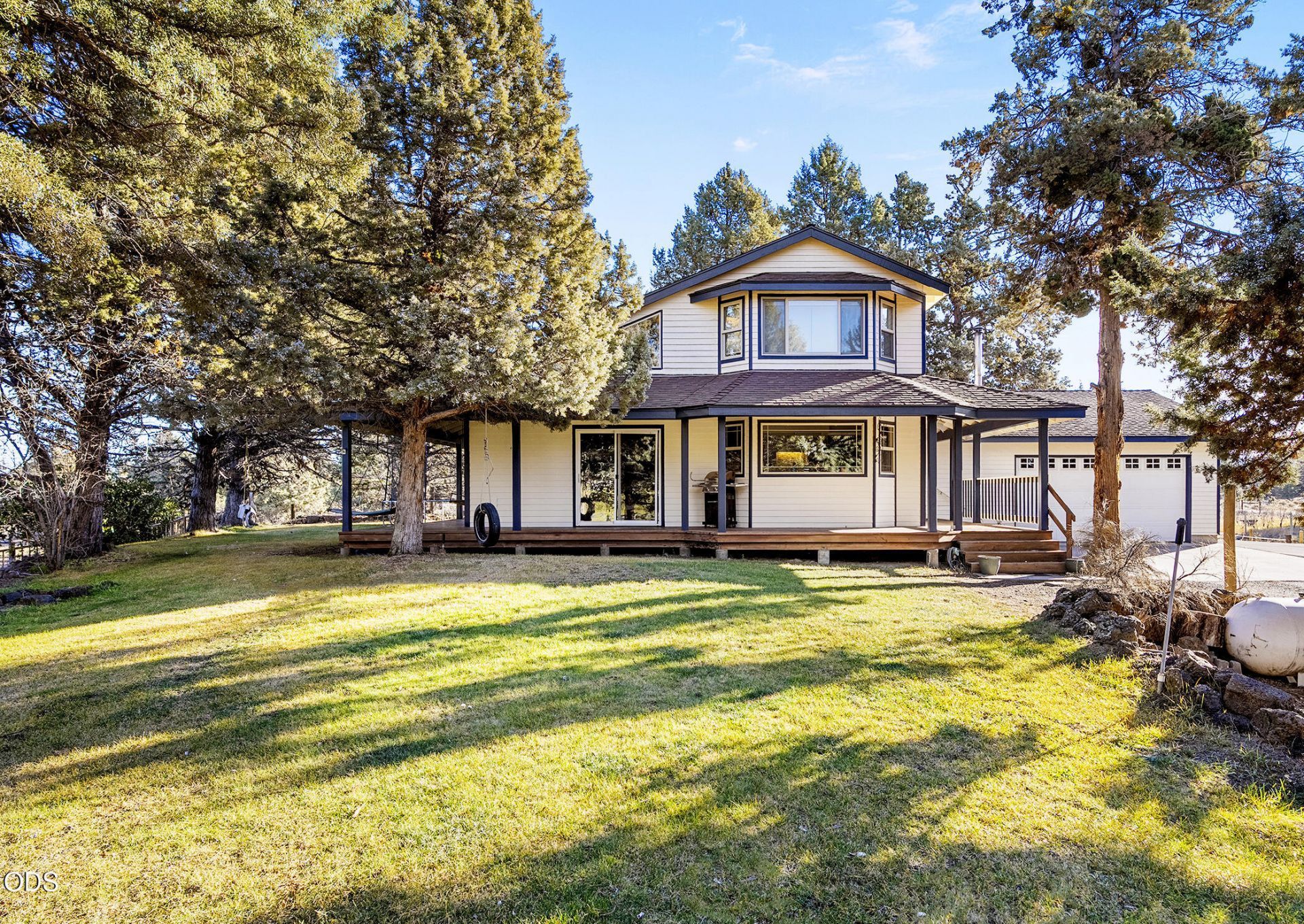 20275 Rogers Road, Bend, OR 97703 Main Photo