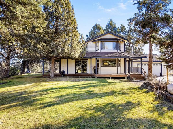 20275 Rogers Road, Bend, OR 97703