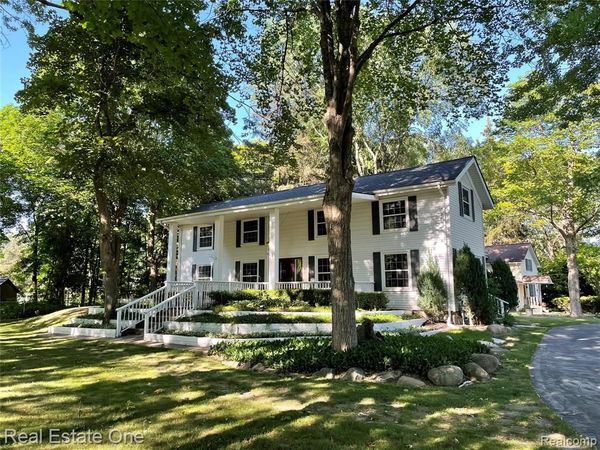 22601 W Main Street, Armada Vlg, MI 48005