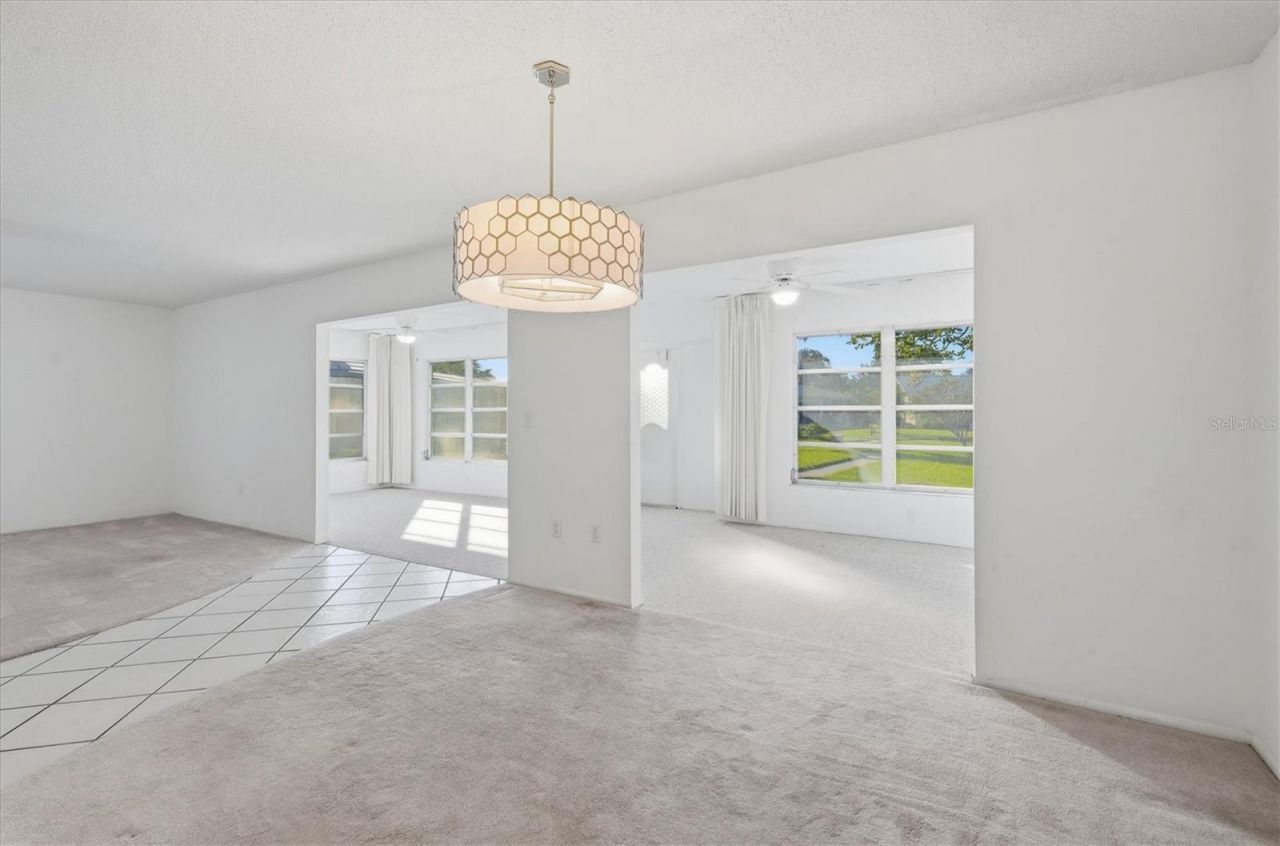 6811 10th Avenue W, Bradenton, FL 34209 Photo