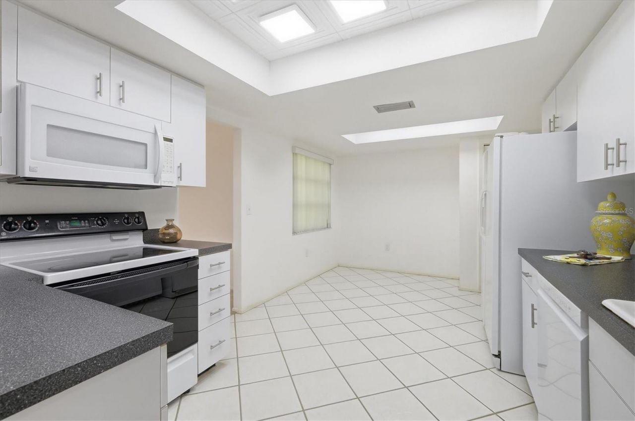 6811 10th Avenue W, Bradenton, FL 34209 Photo